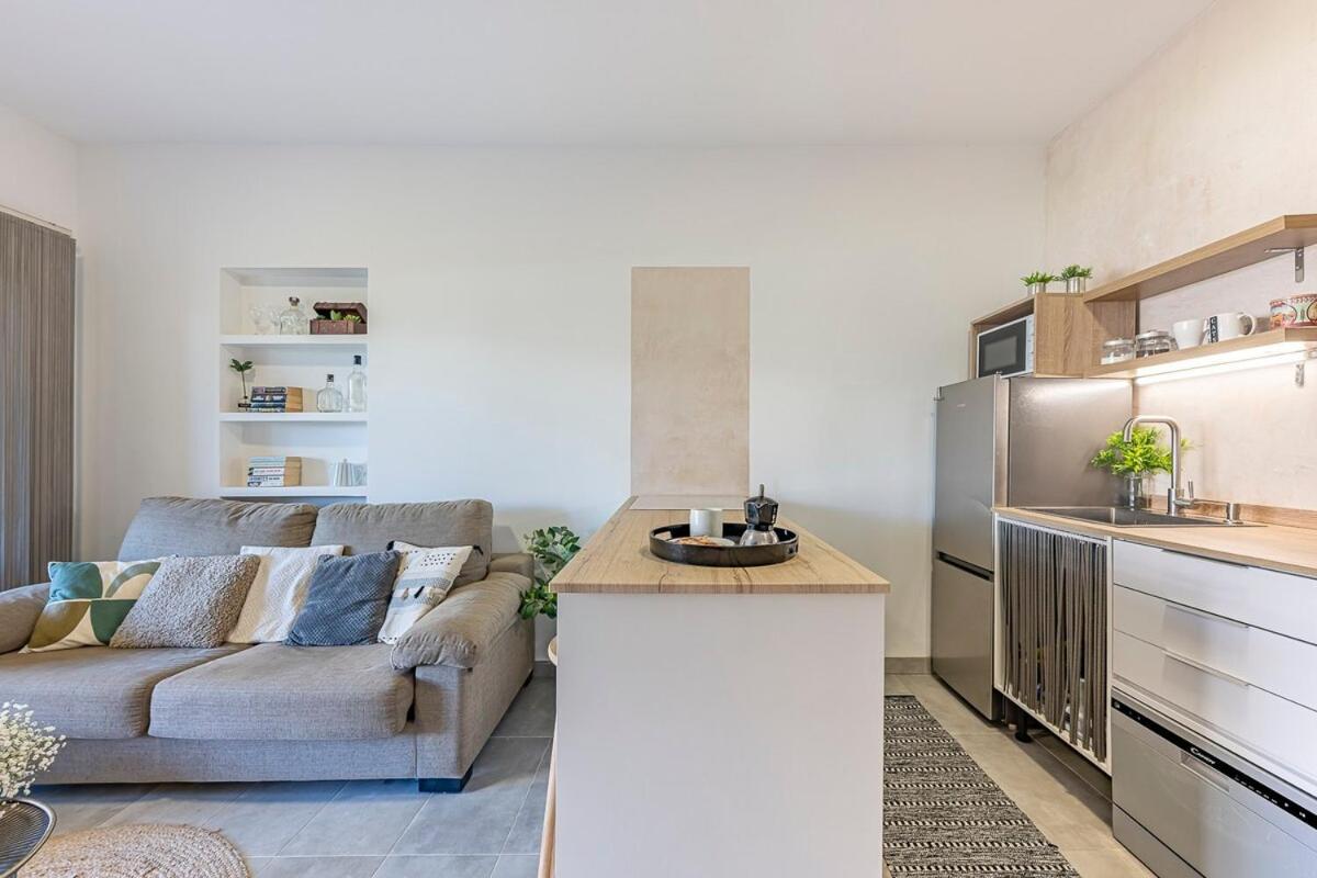 Golden Mile Getaway, Garden View, Pool & Comfort Marbella Eksteriør bilde