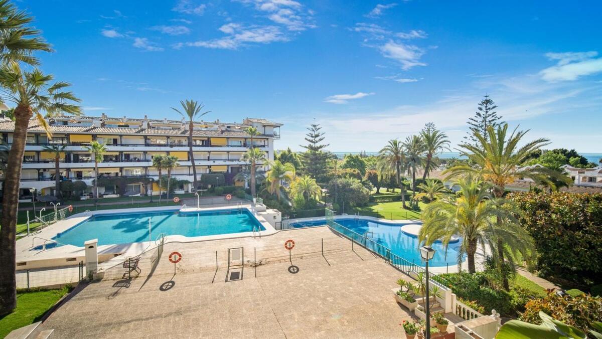 Golden Mile Getaway, Garden View, Pool & Comfort Marbella Eksteriør bilde