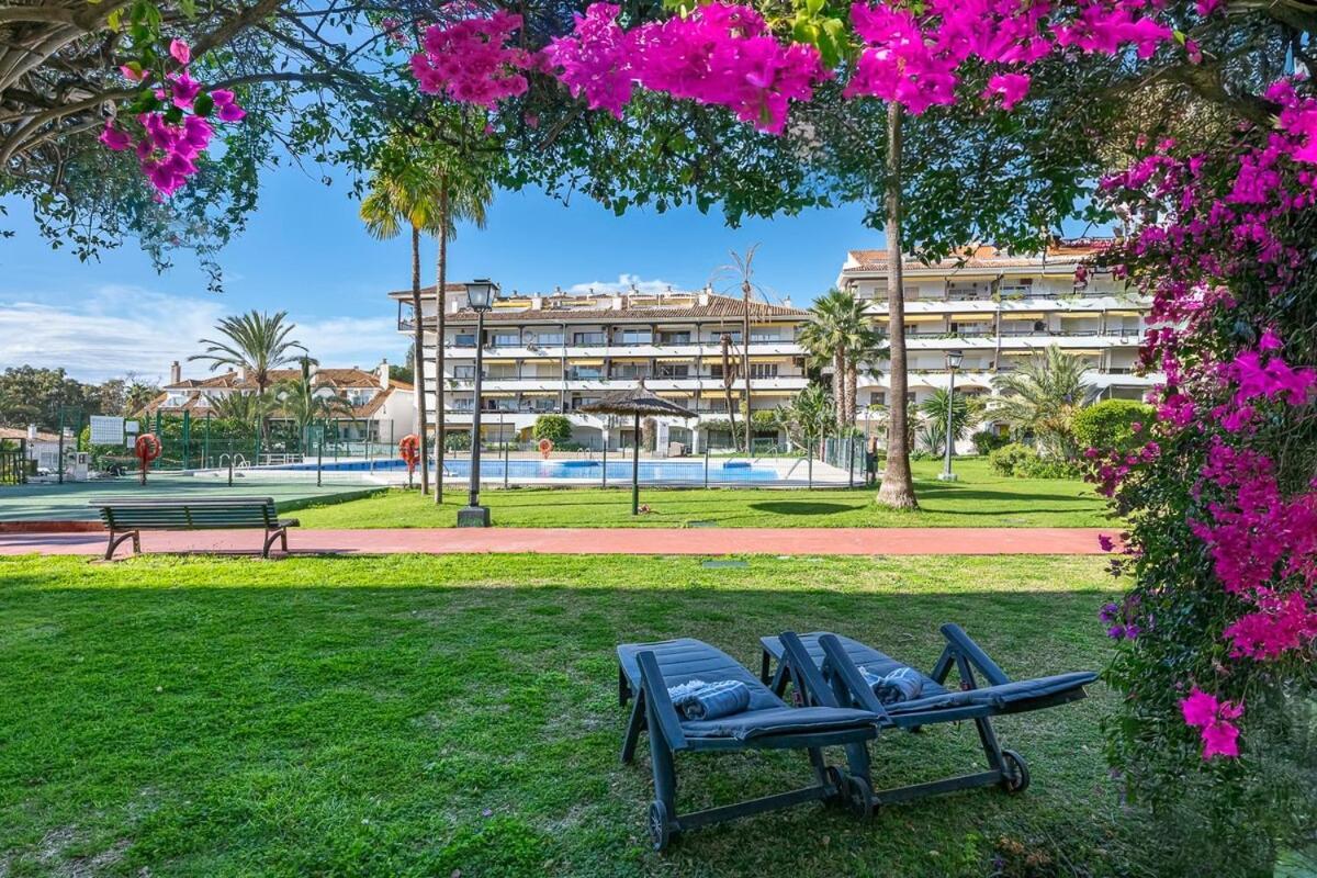Golden Mile Getaway, Garden View, Pool & Comfort Marbella Eksteriør bilde