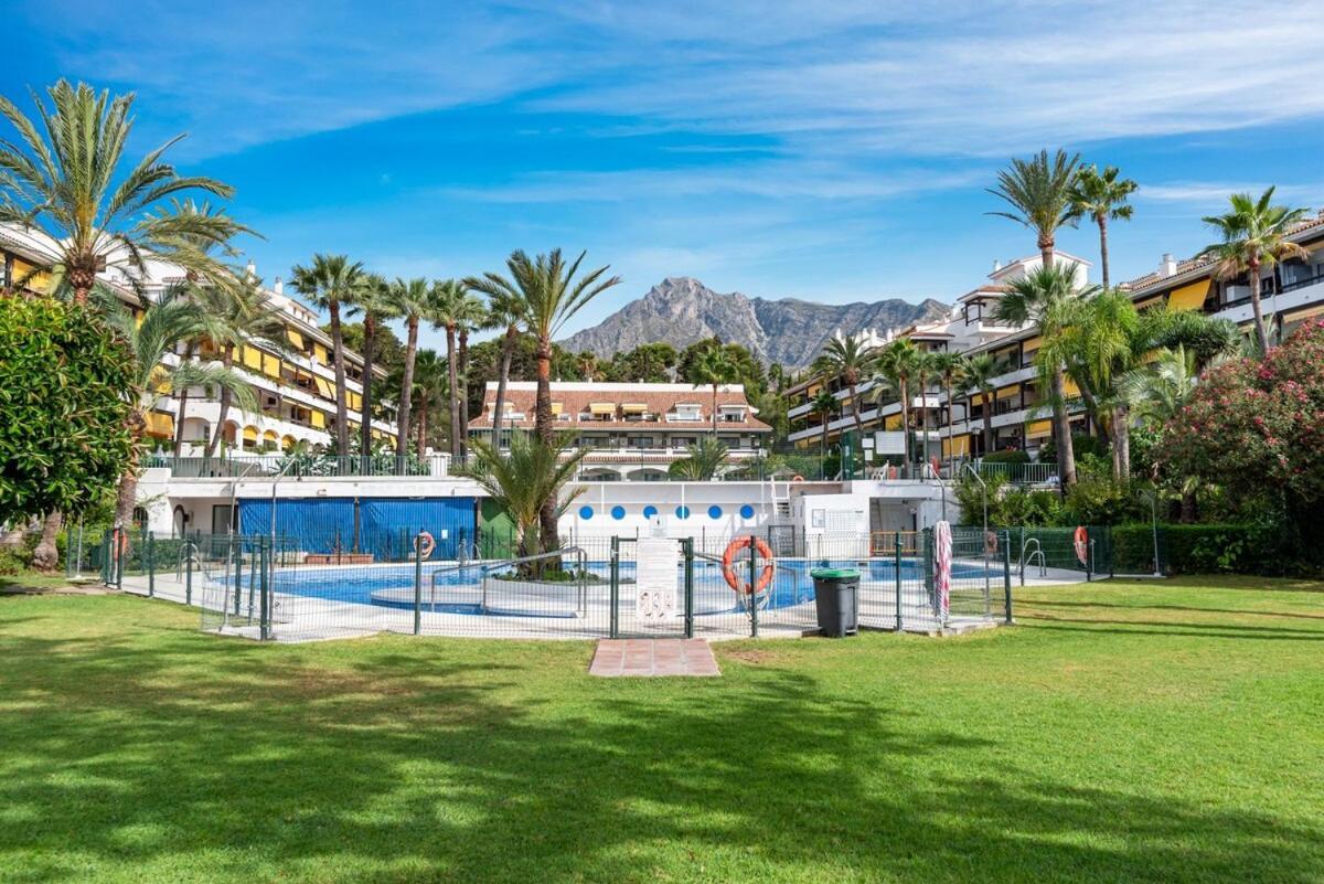 Golden Mile Getaway, Garden View, Pool & Comfort Marbella Eksteriør bilde