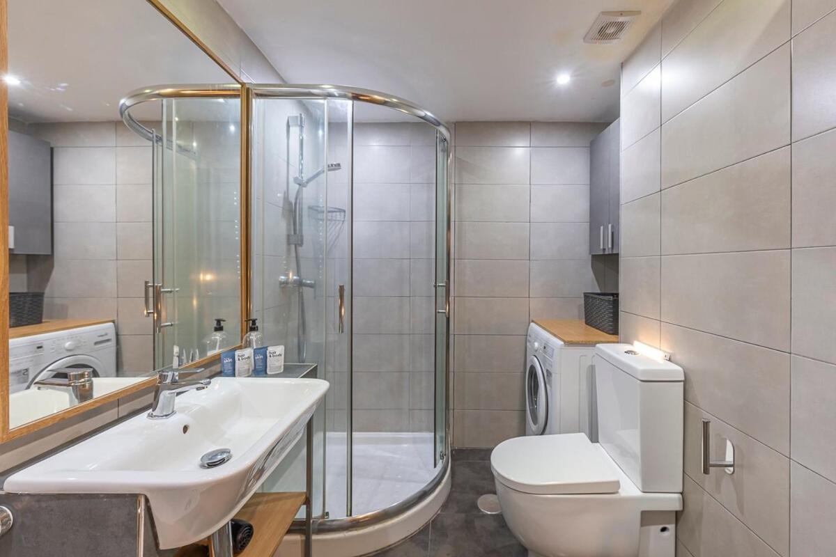 Golden Mile Getaway, Garden View, Pool & Comfort Marbella Eksteriør bilde