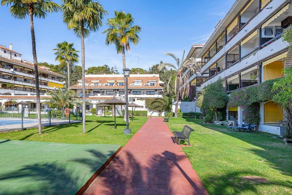 Golden Mile Getaway, Garden View, Pool & Comfort Marbella Eksteriør bilde