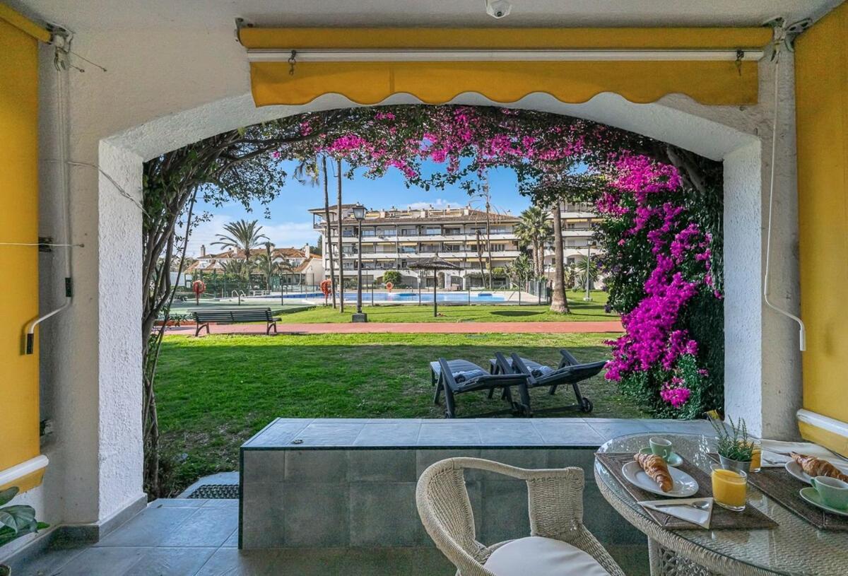 Golden Mile Getaway, Garden View, Pool & Comfort Marbella Eksteriør bilde