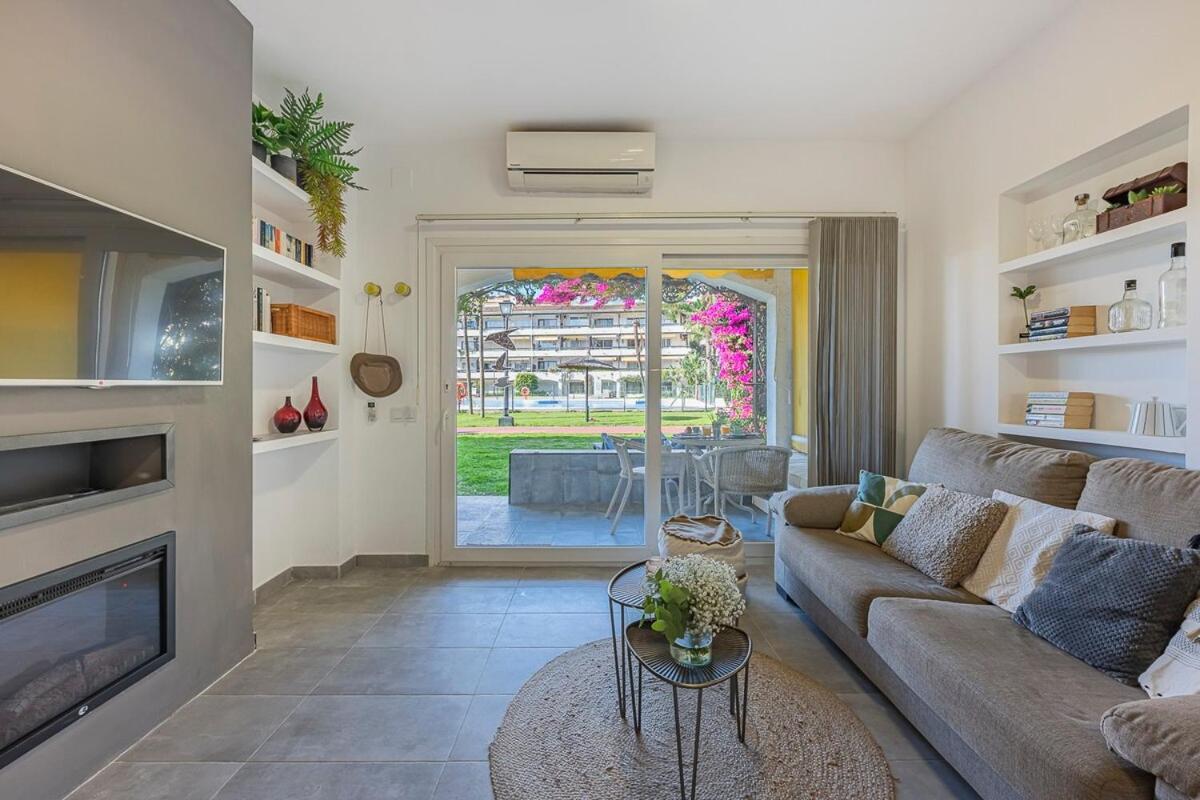 Golden Mile Getaway, Garden View, Pool & Comfort Marbella Eksteriør bilde