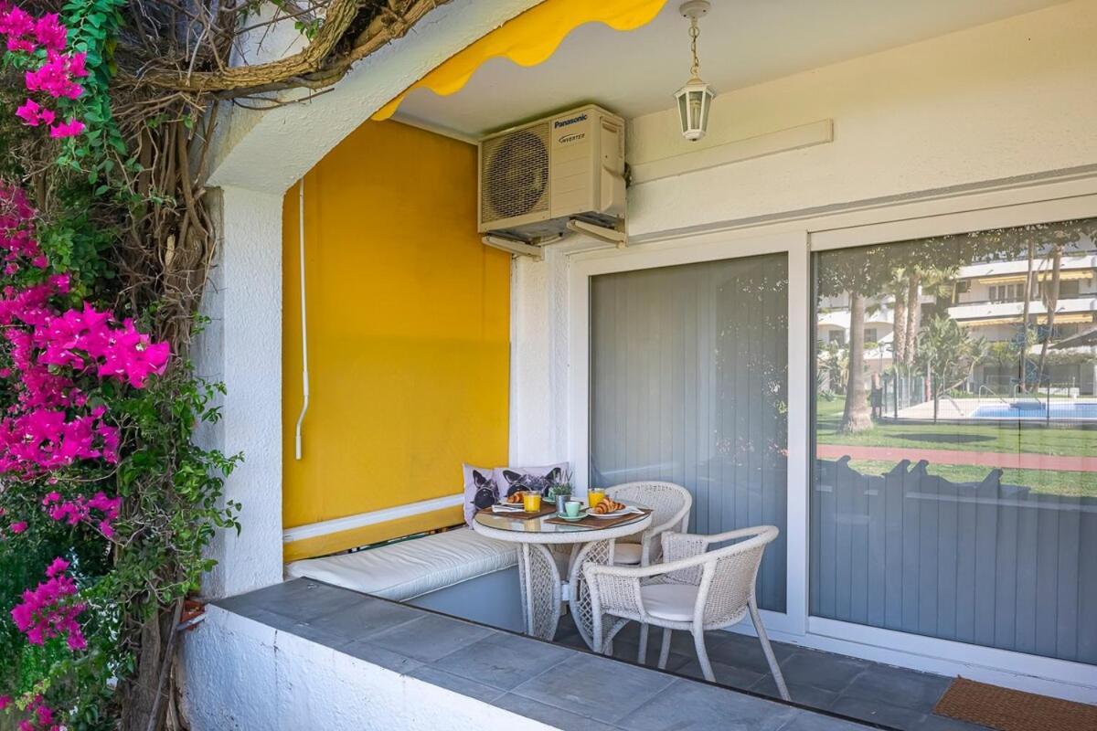 Golden Mile Getaway, Garden View, Pool & Comfort Marbella Eksteriør bilde